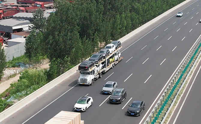 聂荣高速公路汽车救援
